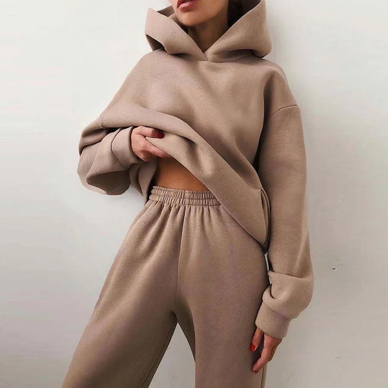 Elevate Your Comfort with Our Cozy Two-Piece Fleece Tracksuit Set for Women