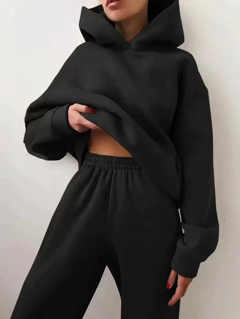 Elevate Your Comfort with Our Cozy Two-Piece Fleece Tracksuit Set for Women